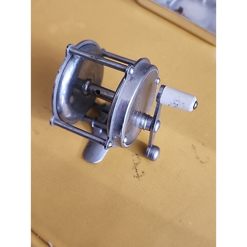 Vintage  fishing reel ATLAS Portage 80 Great Condition